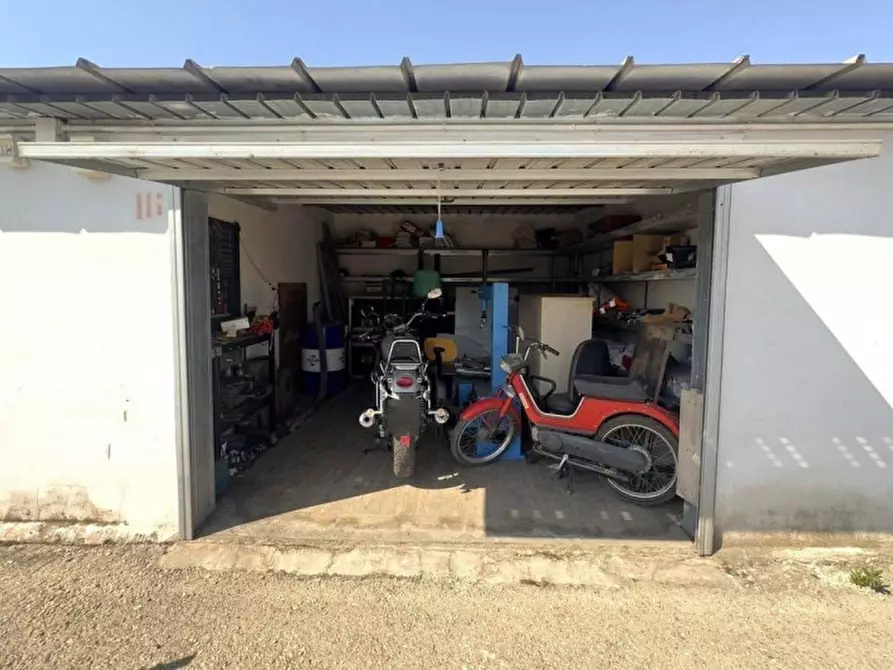 Immagine 1 di Posto auto in vendita  in Via Metaponto, 158, 74123 Taranto TA, Italia a Taranto
