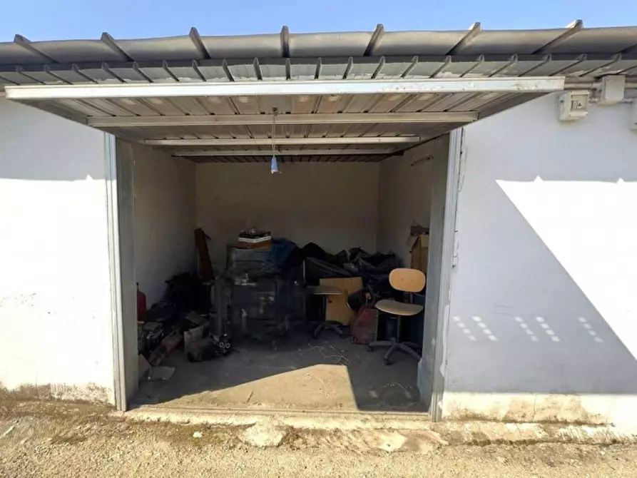 Immagine 1 di Posto auto in vendita  in Via Metaponto, 158, 74123 Taranto TA, Italia a Taranto