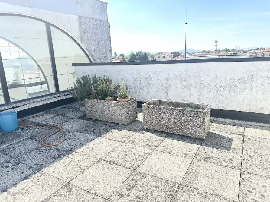 Immagine 7 di Attico in affitto  in VIA MONTE ROSA a Ponte San Nicolò