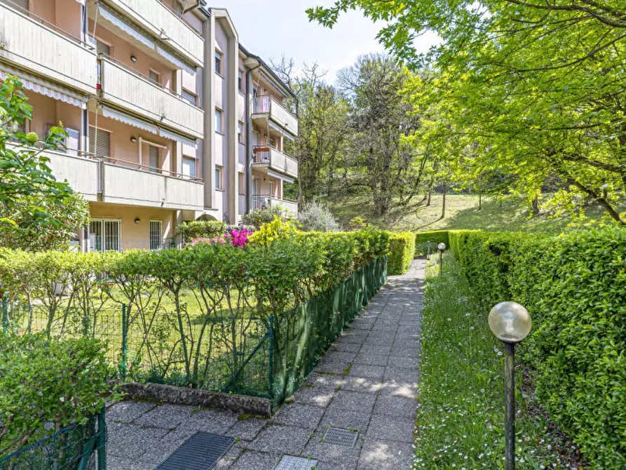 Immagine 1 di Appartamento in vendita  in Via Grigna a Tavernerio