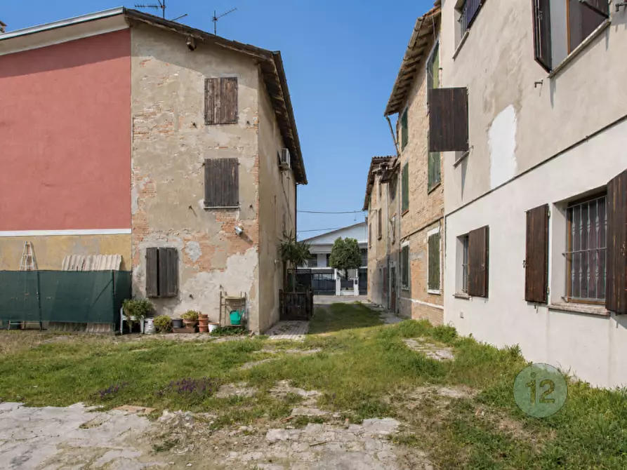 Immagine 3 di Casa trifamiliare in vendita  a Soliera