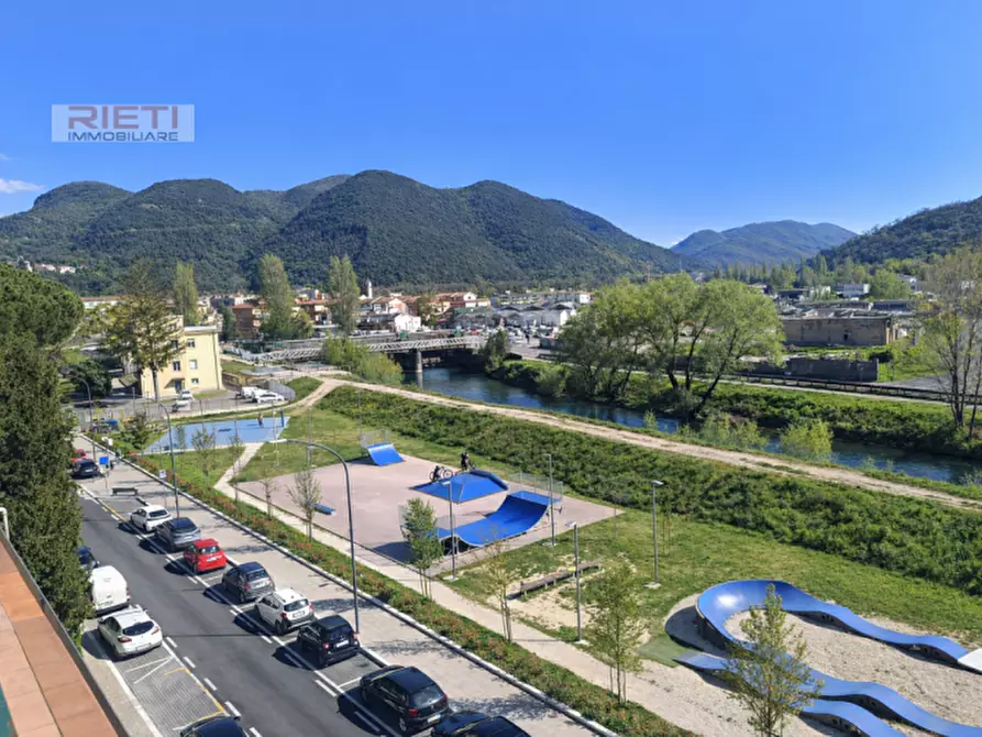 Immagine 7 di Appartamento in vendita  in Viale Duprè Theseider a Rieti