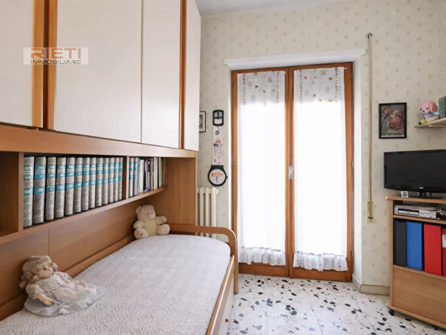 Immagine 9 di Appartamento in vendita  in Viale Duprè Theseider a Rieti