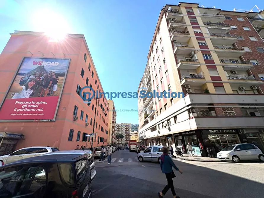 Immagine 2 di Negozio in affitto  in Via Lepanto a Napoli