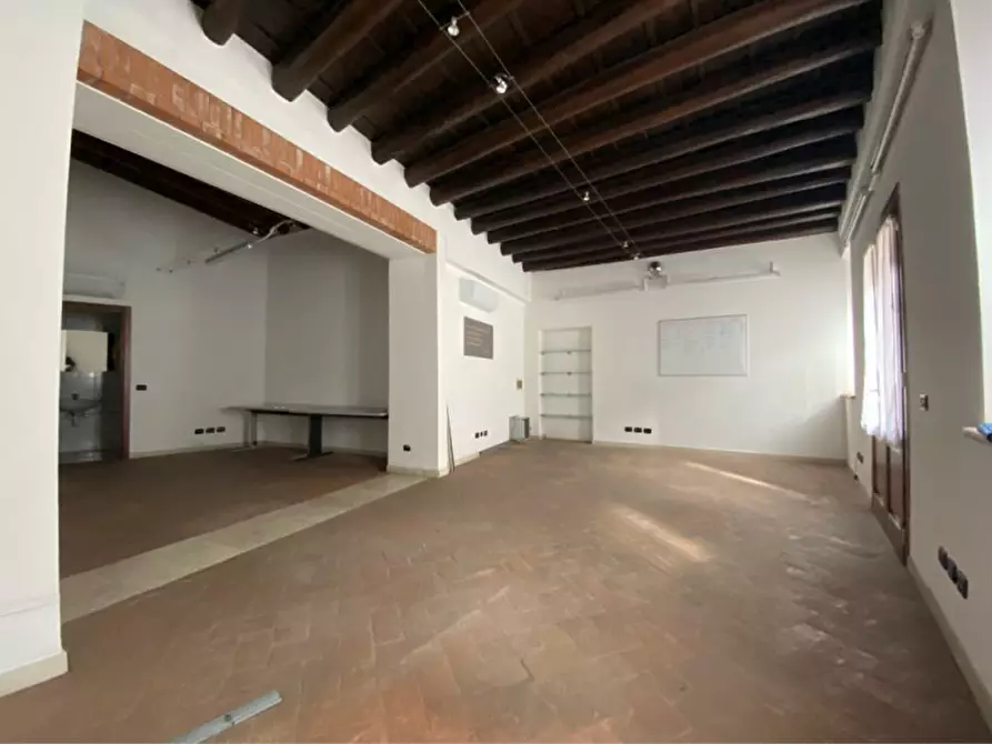 Immagine 5 di Ufficio in affitto  in Via Carlo Montanari a Mozzecane