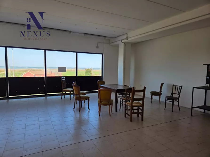 Immagine 2 di Laboratorio in vendita  in Strada Nazionale Adriatica Sud, 100 a Fano