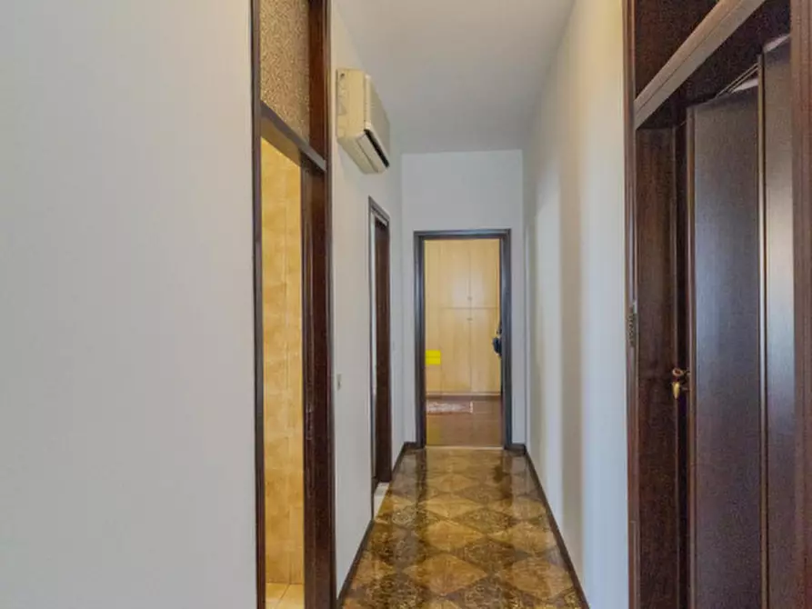 Immagine 8 di Villa in vendita  in Via Roma a Saonara