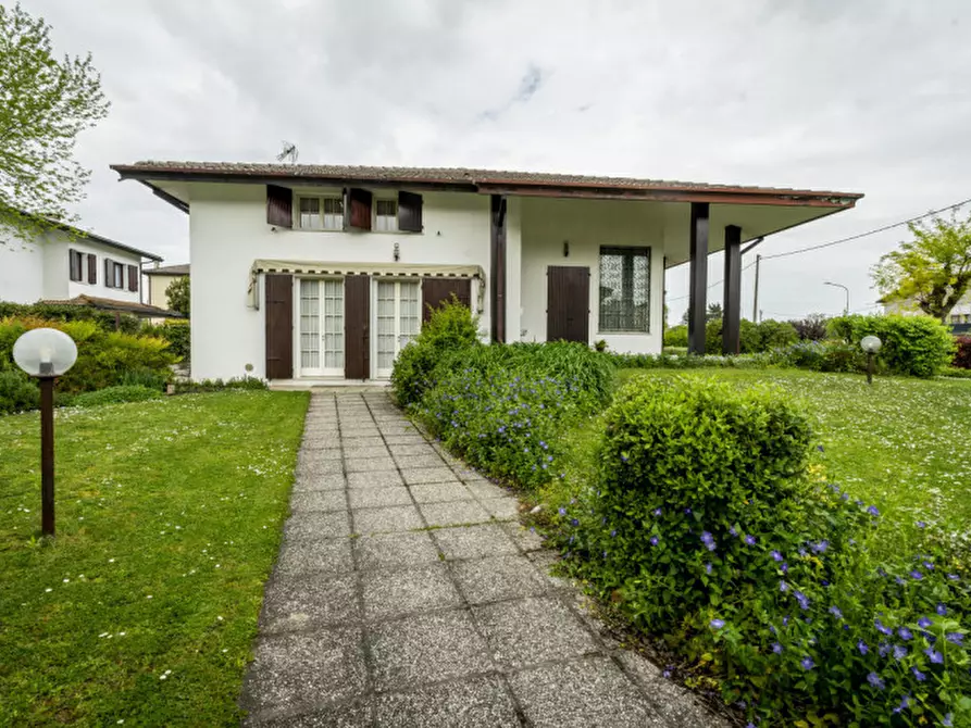 Immagine 27 di Villa in vendita  in Via Roma a Saonara