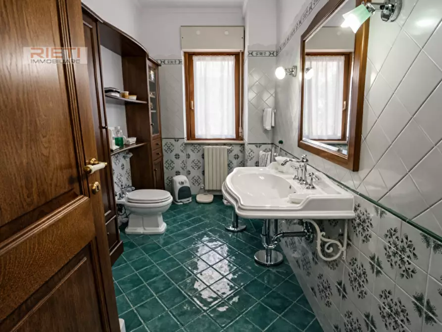 Immagine 20 di Casa quadrifamiliare in vendita  in Via Renzo De Felice a Rieti