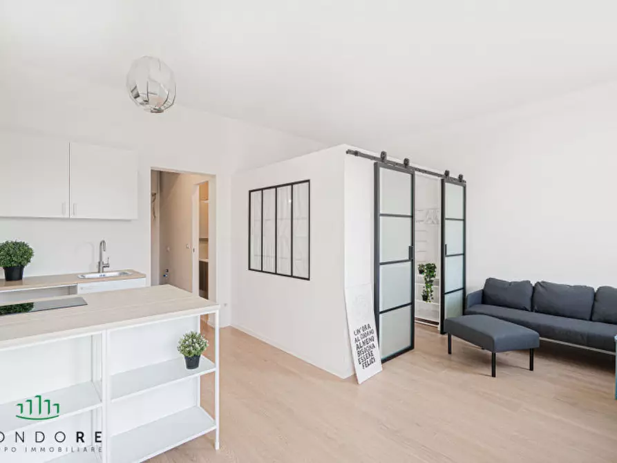 Immagine 1 di Appartamento in vendita  in Via Daniele Manin a Bologna