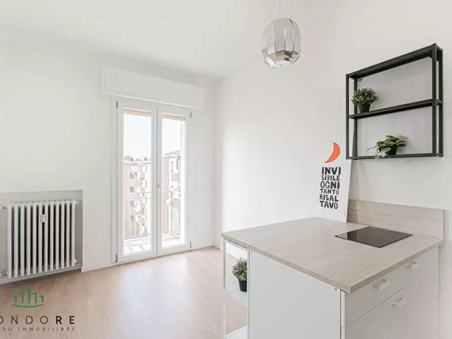 Immagine 5 di Appartamento in vendita  in Via Daniele Manin a Bologna