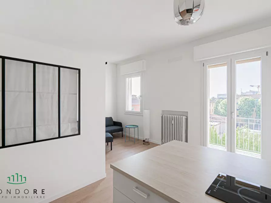 Immagine 8 di Appartamento in vendita  in Via Daniele Manin a Bologna