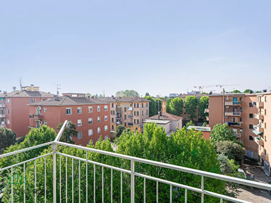 Immagine 9 di Appartamento in vendita  in Via Daniele Manin a Bologna