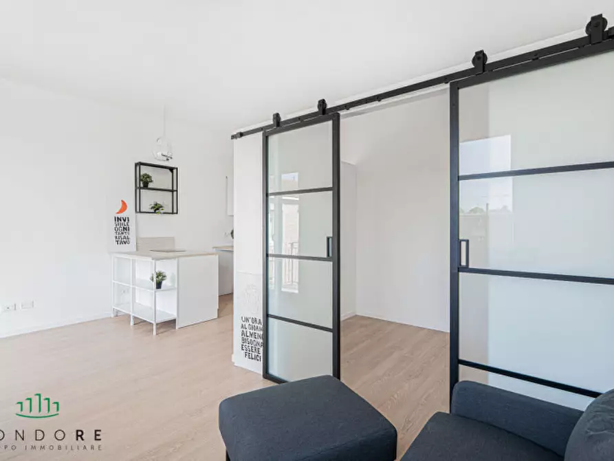 Immagine 10 di Appartamento in vendita  in Via Daniele Manin a Bologna