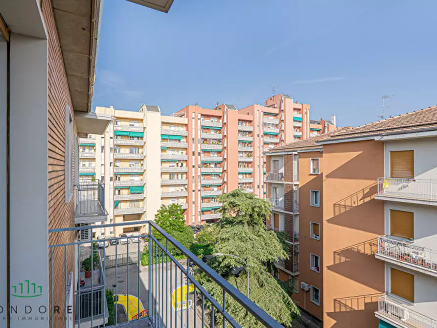 Immagine 8 di Appartamento in vendita  in Via Daniele Manin a Bologna