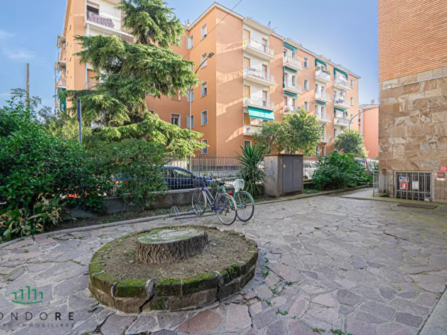 Immagine 30 di Appartamento in vendita  in Via Daniele Manin a Bologna
