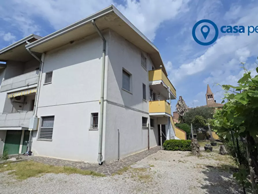 Immagine 4 di Casa bifamiliare in vendita  in Via Giacomo Matteotti 490 a Lusia