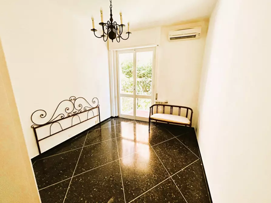 Immagine 4 di Appartamento in vendita  in Corso Giuseppe Mazzini a Camogli