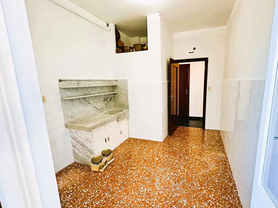 Immagine 9 di Appartamento in vendita  in Corso Giuseppe Mazzini a Camogli