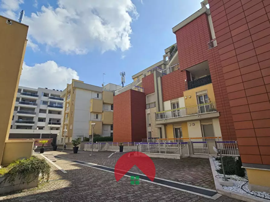 Immagine 14 di Appartamento in vendita  in Via Virgilio a Matera