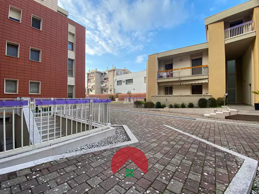 Immagine 15 di Appartamento in vendita  in Via Virgilio a Matera