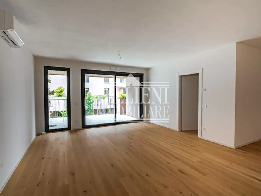 Immagine 3 di Appartamento in vendita  in Via Monte Zovetto a Vicenza
