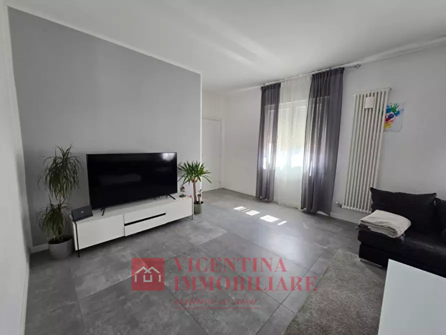 Immagine 2 di Casa indipendente in vendita  in via chiesa a Zovencedo