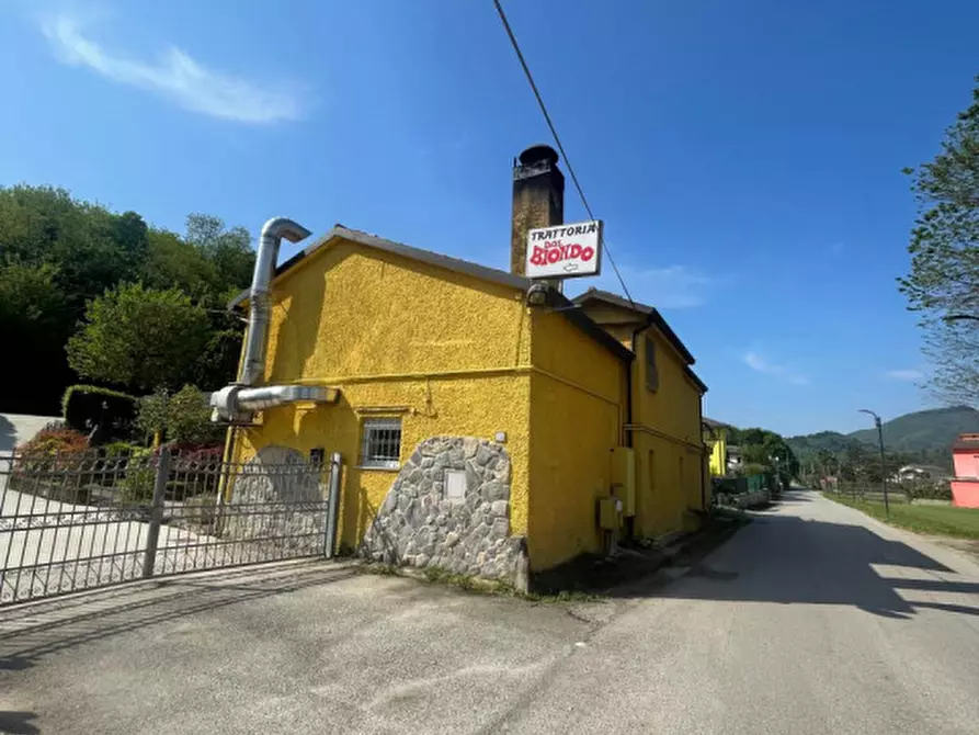 Immagine 18 di Attività commerciale in vendita  in Via Cogolo Destro a Montegrotto Terme