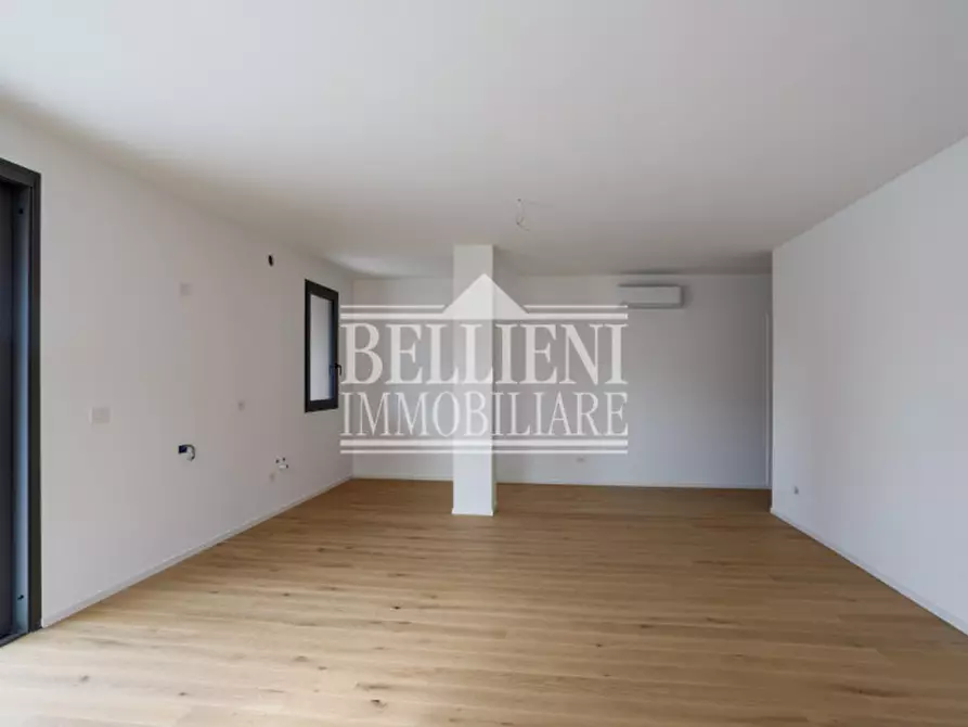 Immagine 10 di Appartamento in vendita  in Via Monte Zovetto a Vicenza