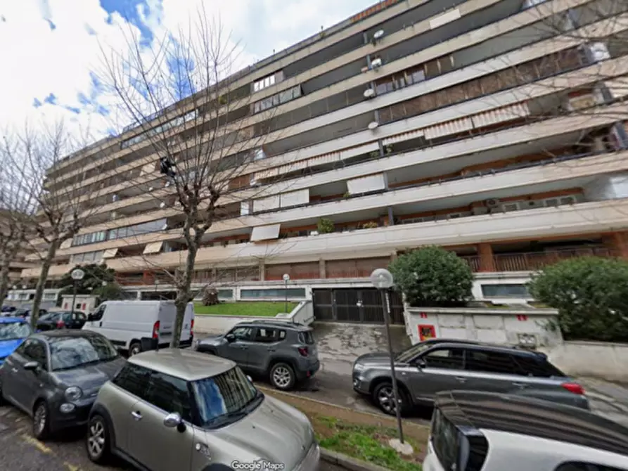 Immagine 6 di Appartamento in vendita  in Via Giuseppe Berto a Roma