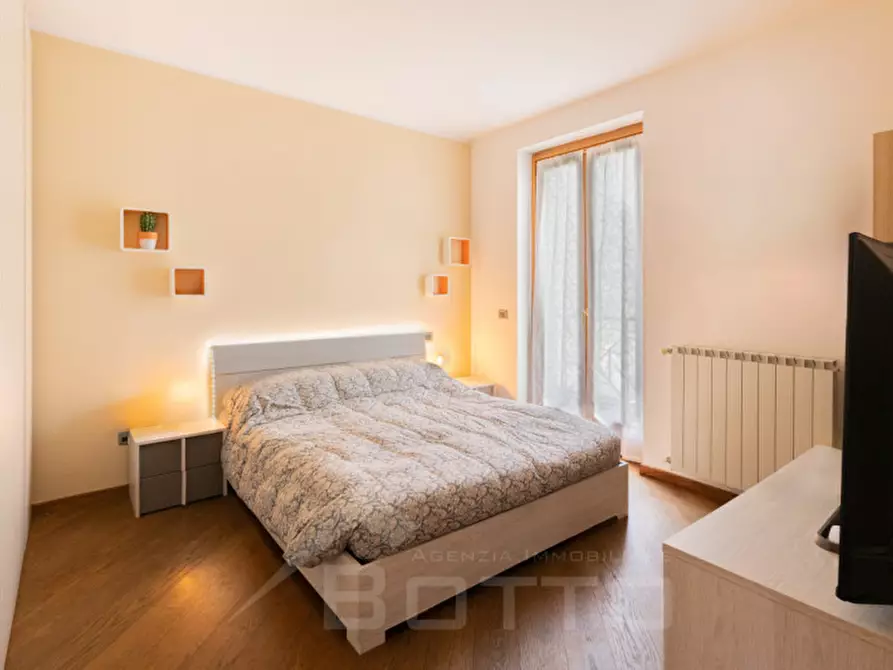 Immagine 3 di Villa in vendita  in Via Gabbio n. 11 a Casale Corte Cerro