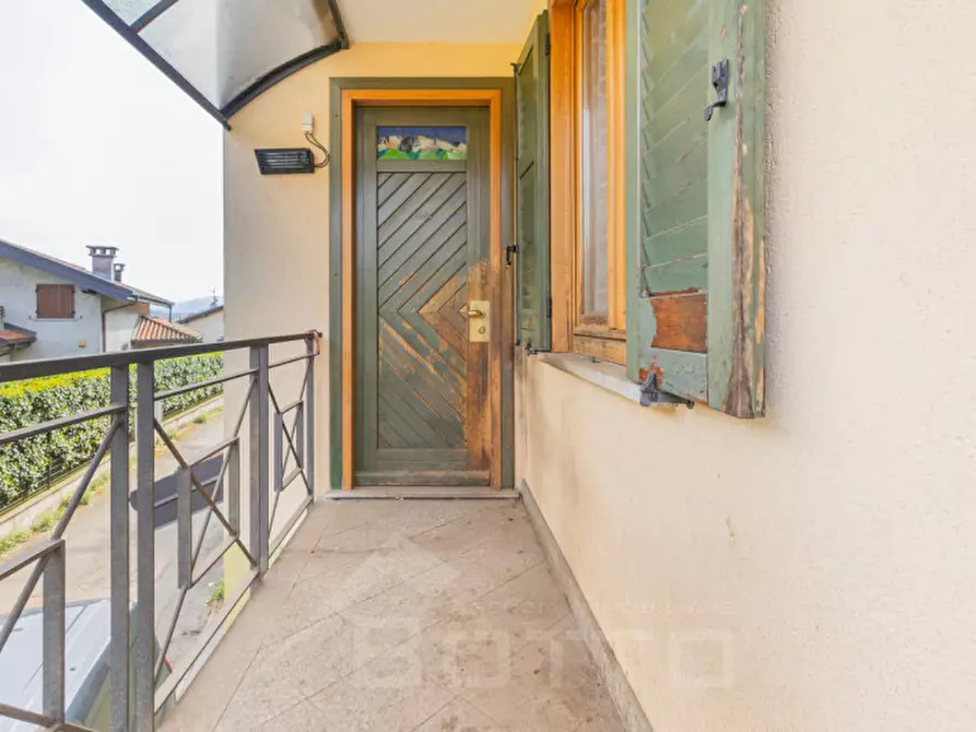 Immagine 4 di Villa in vendita  in Via Gabbio n. 11 a Casale Corte Cerro