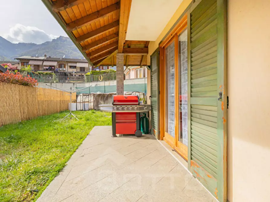 Immagine 18 di Villa in vendita  in Via Gabbio n. 11 a Casale Corte Cerro