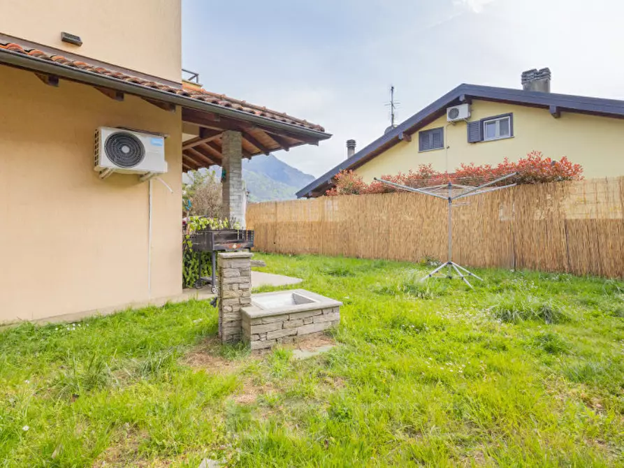 Immagine 20 di Villa in vendita  in Via Gabbio n. 11 a Casale Corte Cerro