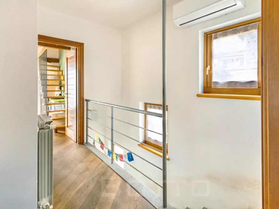 Immagine 23 di Villa in vendita  in Via Gabbio n. 11 a Casale Corte Cerro