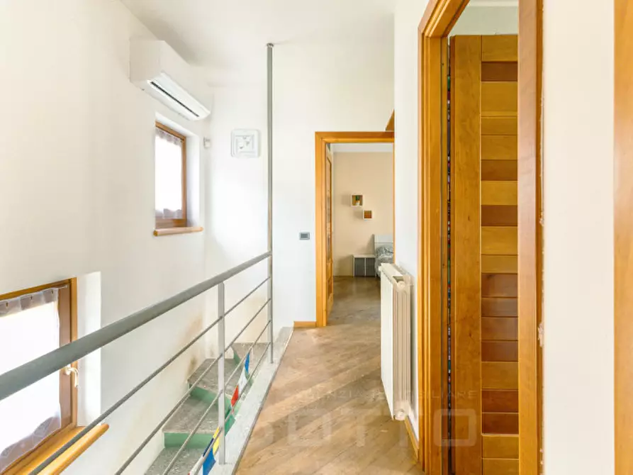 Immagine 24 di Villa in vendita  in Via Gabbio n. 11 a Casale Corte Cerro