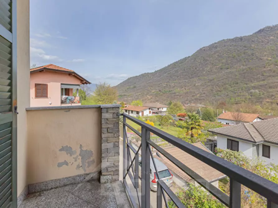 Immagine 26 di Villa in vendita  in Via Gabbio n. 11 a Casale Corte Cerro