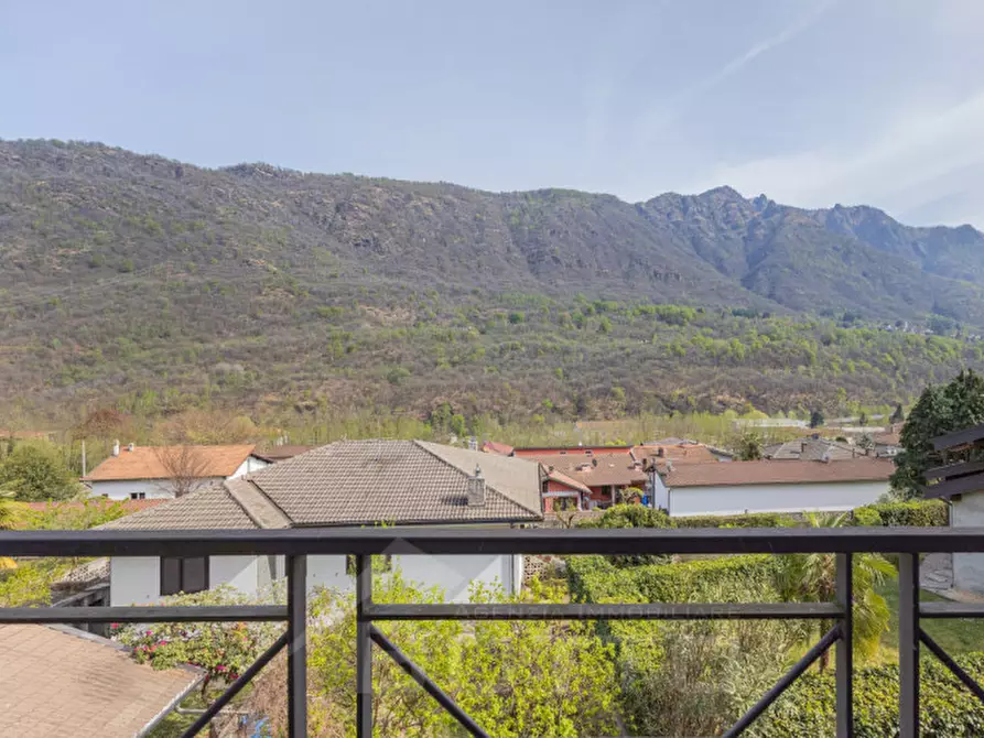 Immagine 27 di Villa in vendita  in Via Gabbio n. 11 a Casale Corte Cerro