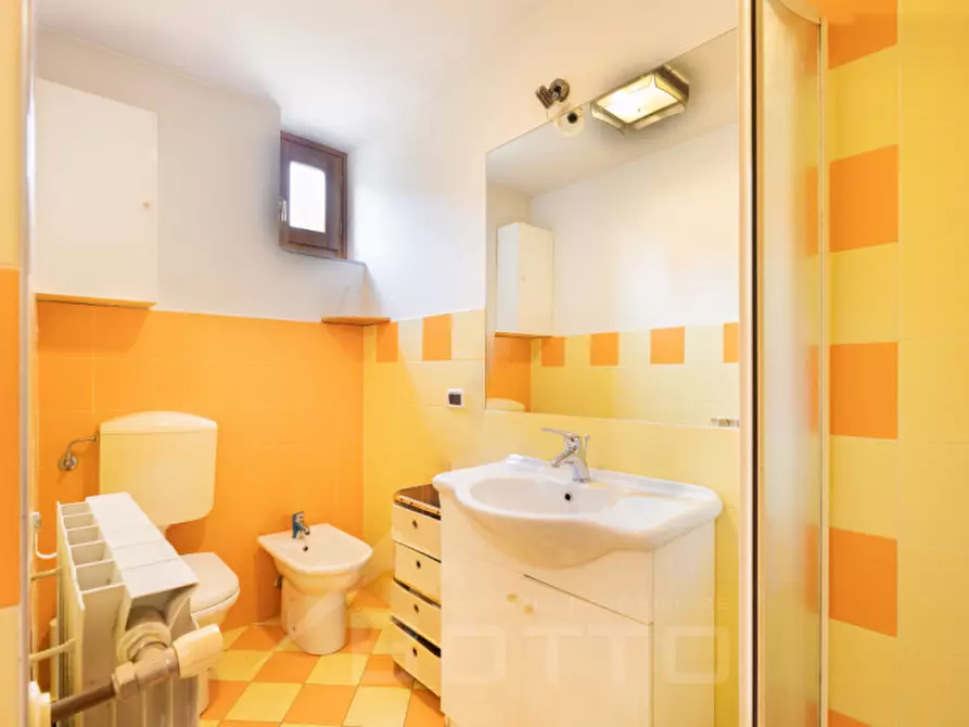 Immagine 36 di Villa in vendita  in Via Gabbio n. 11 a Casale Corte Cerro