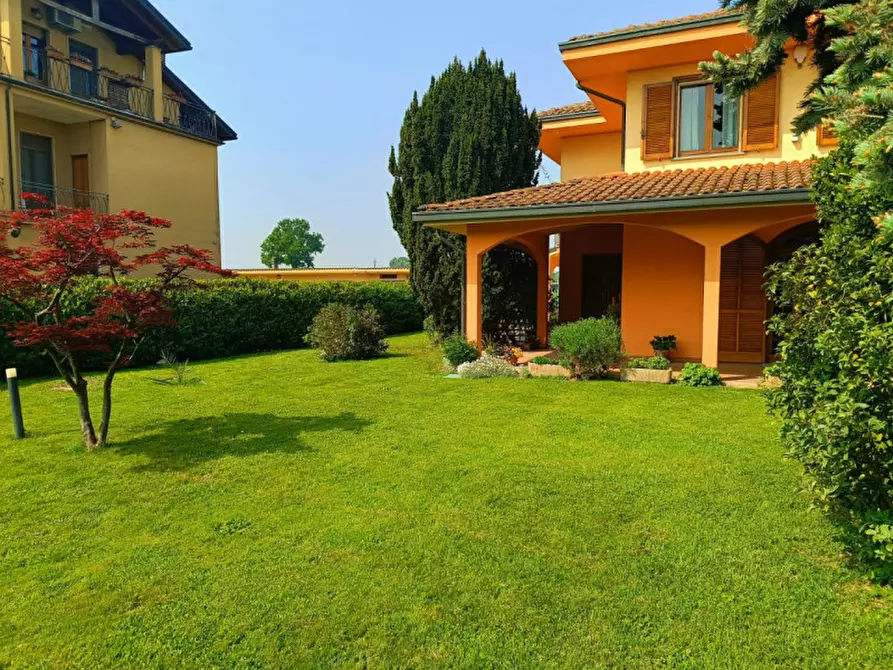 Immagine 2 di Villa in vendita  in Strada Villabella 10 a Giarole