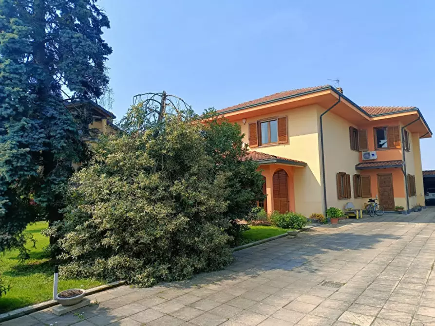 Immagine 5 di Villa in vendita  in Strada Villabella 10 a Giarole