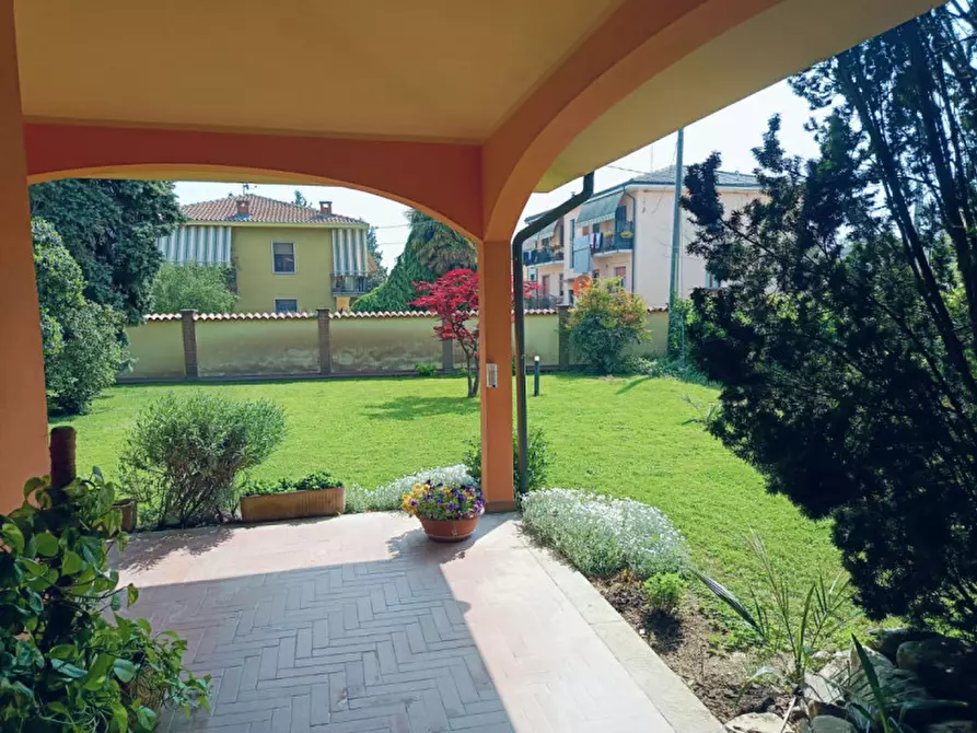 Immagine 9 di Villa in vendita  in Strada Villabella 10 a Giarole