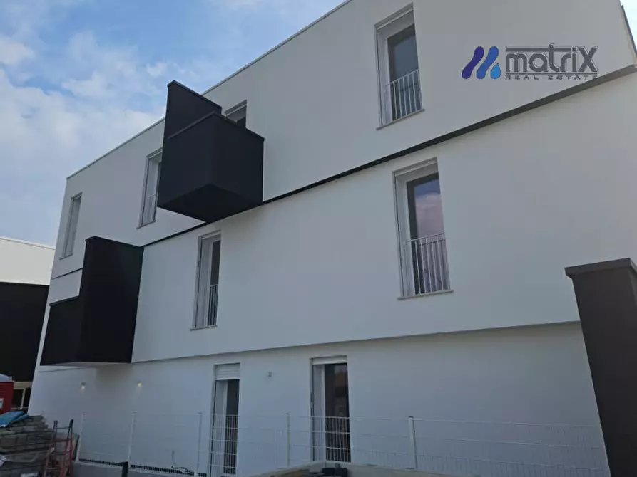 Immagine 22 di Appartamento in vendita  in Via Argine Sinistro 25 a Dolo