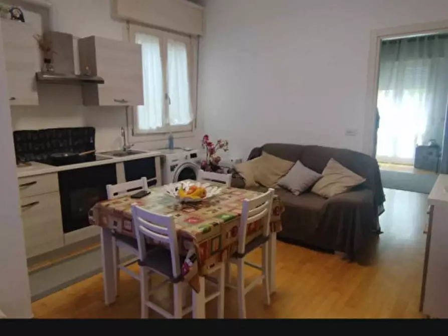 Immagine 4 di Appartamento in affitto  a Santarcangelo Di Romagna