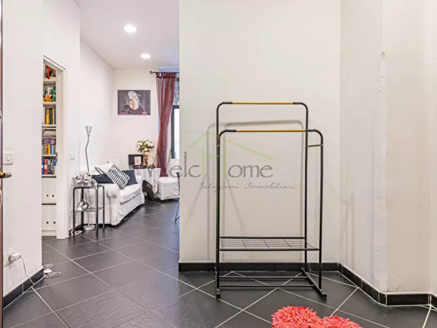 Immagine 2 di Appartamento in vendita  in Via Maurizio Monti a Como