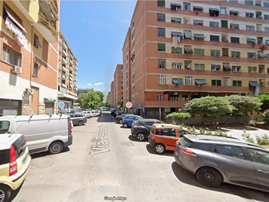 Immagine 3 di Appartamento in vendita  in Via Pescaglia a Roma