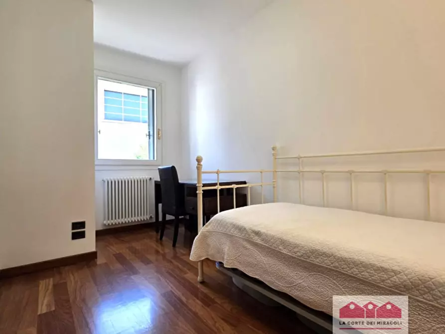 Immagine 10 di Appartamento in vendita  in Via Nino Bixio a Vicenza