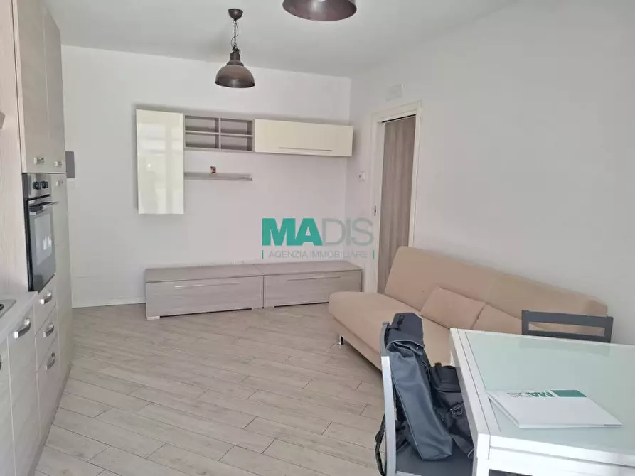 Immagine 14 di Appartamento in vendita  in Via Marco Roncioni a Prato