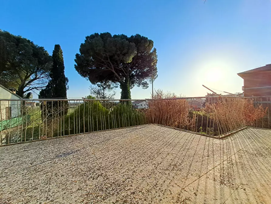 Immagine 1 di Casa bifamiliare in vendita  a Tuoro Sul Trasimeno