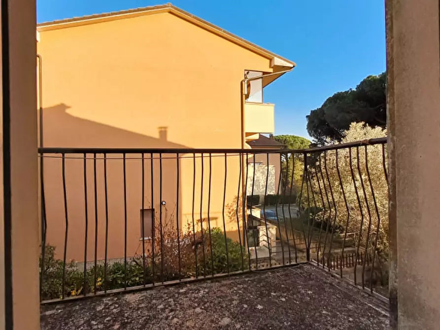 Immagine 7 di Casa bifamiliare in vendita  a Tuoro Sul Trasimeno